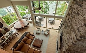 Edgewater Escape By Railey Vacations